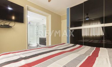 Vendo Casa con Piscina en condominio.