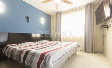Vendo Casa con Piscina en condominio.