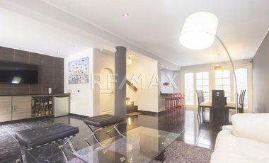 Vendo Casa con Piscina en condominio.