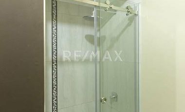 Vendo Casa con Piscina en condominio.