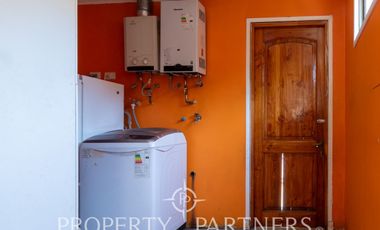 Casa de Lujo con Piscina ubicada en prestigios sector residencial