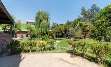 Casa de Lujo con Piscina ubicada en prestigios sector residencial