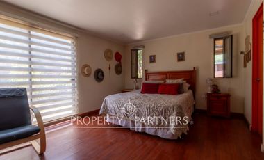 Casa de Lujo con Piscina ubicada en prestigios sector residencial