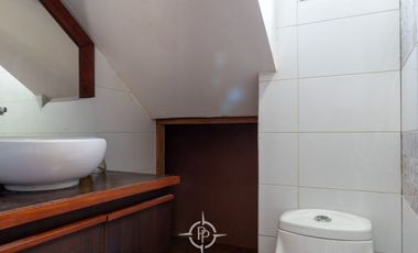 Casa de Lujo con Piscina ubicada en prestigios sector residencial