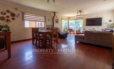 Casa de Lujo con Piscina ubicada en prestigios sector residencial