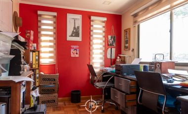 Casa de Lujo con Piscina ubicada en prestigios sector residencial