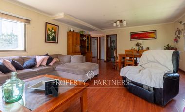 Casa de Lujo con Piscina ubicada en prestigios sector residencial