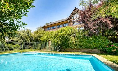 Estupenda casa con gran vista en el Arrayán