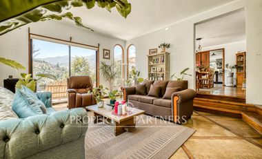 Estupenda casa con gran vista en el Arrayán