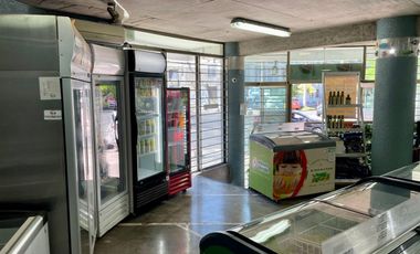 Local Comercial en Arriendo en Esmeralda 1803