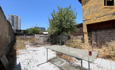 Arriendo Local Comercial – Gran Terreno y Alto Potencial – Metro Lo Ovalle