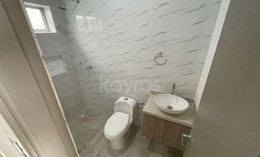 Casa amplia en Rosendo Garcés Montería
