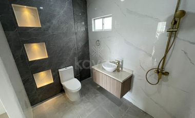 Casa amplia en Rosendo Garcés Montería