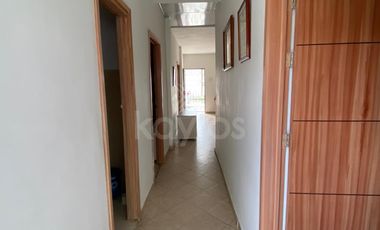 Casa de 2 pisos en venta en el barrio Holanda, Montería: 5 habitaciones, 3 baños y ubicación estratégica