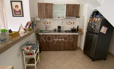 Casa de 2 pisos en venta en el barrio Holanda, Montería: 5 habitaciones, 3 baños y ubicación estratégica