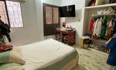 Casa de 2 pisos en venta en el barrio Holanda, Montería: 5 habitaciones, 3 baños y ubicación estratégica