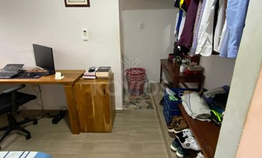 Casa de 2 pisos en venta en el barrio Holanda, Montería: 5 habitaciones, 3 baños y ubicación estratégica