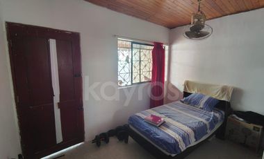 Casa esquinera en venta en el Centro de Montería: 3 habitaciones, 3 baños y garaje