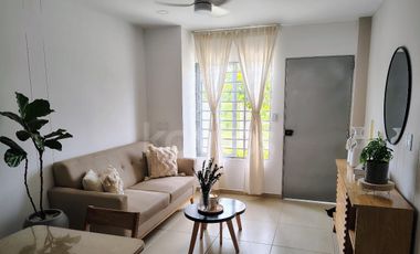 Casa de dos pisos en venta en Campo Alegre, Montería: Estudio, 3 habitaciones, balcón, garaje eléctrico y zona amplia para tu familia