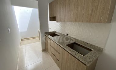 Casa sobre planos en Santa Elena Hause en Montería: 3 habitaciones, estudio, vestier y alta proyección