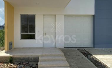 Casa sobre planos en Santa Elena Hause en Montería: 3 habitaciones, estudio, vestier y alta proyección