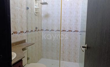 Casa de 2 pisos en venta en La Castellana en Montería: 3 habitaciones, vestier privado, piscina social y alta valorización