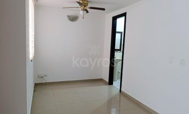 Casa de 2 pisos en venta en La Castellana en Montería: 3 habitaciones, vestier privado, piscina social y alta valorización