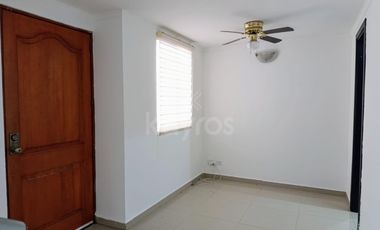 Casa de 2 pisos en venta en La Castellana en Montería: 3 habitaciones, vestier privado, piscina social y alta valorización