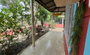 Venta de casa campestre El Faro 2, Montería: 4 habitaciones, 3 baños y lote de 4.800 m² salón grande y kioskos de lujo