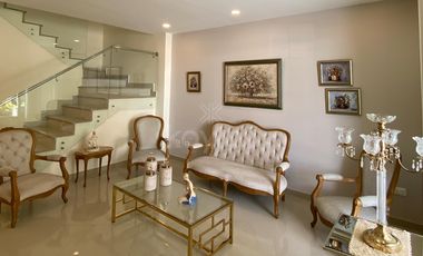 Casa moderna en venta en La Castellana, Montería: 4 baños, espacios amplios y acabados de lujo