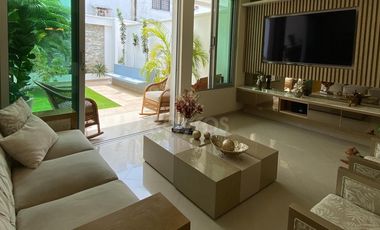 Casa moderna en venta en La Castellana, Montería: 4 baños, espacios amplios y acabados de lujo