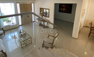 Casa moderna en venta en La Castellana, Montería: 4 baños, espacios amplios y acabados de lujo