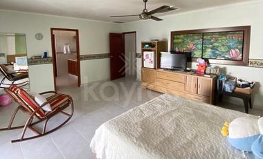 Casa exclusiva en venta en El Recreo Montería: 4 habitaciones, 2 patios y garaje para 4 carros