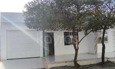 Casa esquinera en venta en Vallejo Montería: 3 habitaciones, excelente ubicación y garaje electrónico