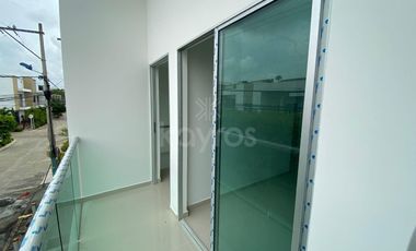 Casa de 2 pisos en venta en Vallejo Montería: 3 habitaciones, vestier y diseño moderno