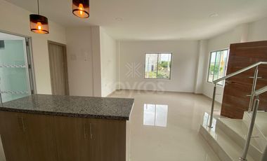 Casa de 2 pisos en venta en Vallejo Montería: 3 habitaciones, vestier y diseño moderno