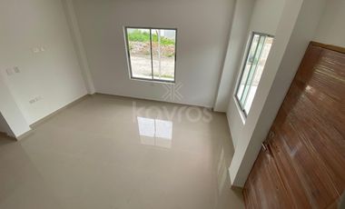 Casa de 2 pisos en venta en Vallejo Montería: 3 habitaciones, vestier y diseño moderno