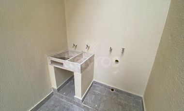 Casa en venta en Villalena, Montería: 3 habitaciones, patio y cocina moderna Inversión con alta valorización