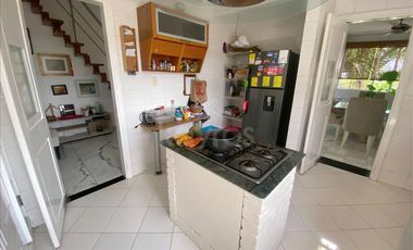Apartamento Dúplex en venta en El Recreo, Montería: 4 Habitaciones, estudio y ubicación estratégica