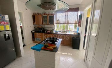 Apartamento Dúplex en venta en El Recreo, Montería: 4 Habitaciones, estudio y ubicación estratégica