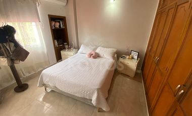 Casa de 2 pisos en venta en La Castellana Montería: 3 Habitaciones, biblioteca, 2 garaje y alta valorización