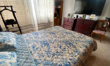 Casa de 2 pisos en venta en La Castellana Montería: 3 Habitaciones, biblioteca, 2 garaje y alta valorización