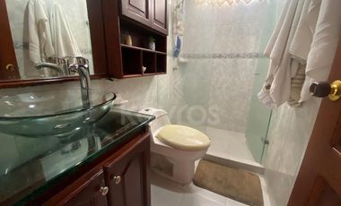 Casa de 2 pisos en venta en La Castellana Montería: 3 Habitaciones, biblioteca, 2 garaje y alta valorización