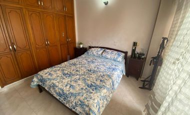 Casa de 2 pisos en venta en La Castellana Montería: 3 Habitaciones, biblioteca, 2 garaje y alta valorización