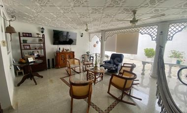 Casa de 2 pisos en venta en La Castellana Montería: 3 Habitaciones, biblioteca, 2 garaje y alta valorización