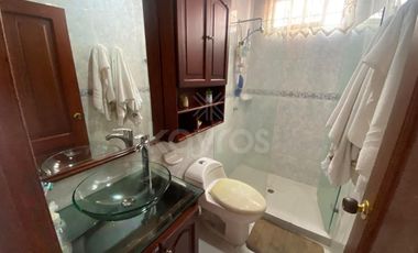 Casa de 2 pisos en venta en La Castellana Montería: 3 Habitaciones, biblioteca, 2 garaje y alta valorización