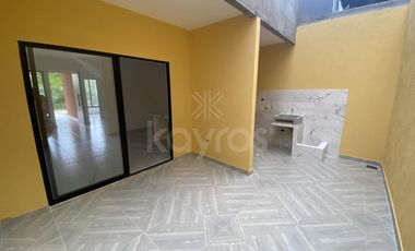 Casa de dos pisos en venta en Mi Refugio Montería: 4 habitaciones, patio amplio y zona de alto crecimiento