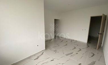 Casa de dos pisos en venta en Mi Refugio Montería: 4 habitaciones, patio amplio y zona de alto crecimiento