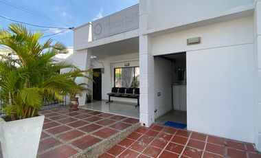 Casa amplia en el Centro de Montería: 3 Habitaciones, jardín, kiosco y ubicación privilegiada