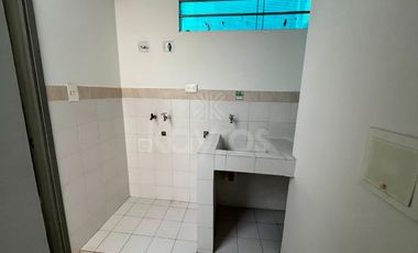 Casa esquinera bifamiliar en urb. Rosendo Garcés Montería